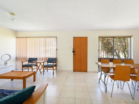 Beach Break - Accommodation Newcastle 3