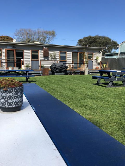 Beach Holiday Apartments - Accommodation Newcastle 1