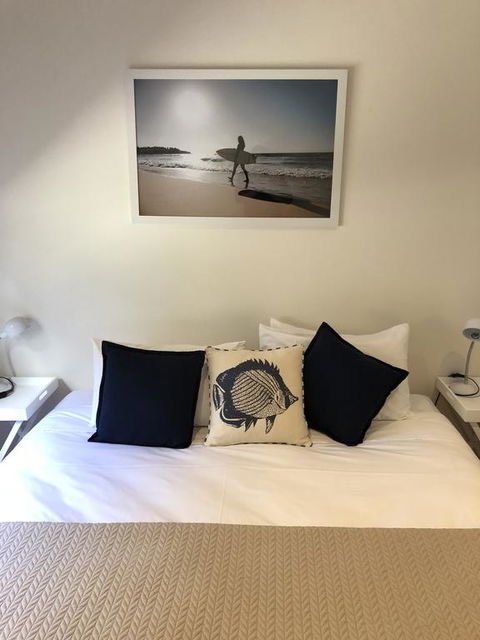 Beach Holiday Apartments - Accommodation Newcastle 2