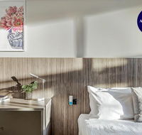 BEACH LOCATION STUDIO // CLOVELLY 1 - Accommodation Newcastle