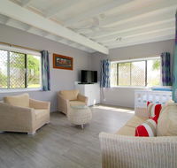 Beachfront 6 25 Willow Street - Accommodation Newcastle