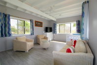 Beachfront 6 25 Willow Street