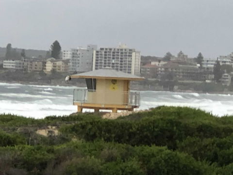 Beachfront Living Cronulla - Accommodation Newcastle 3