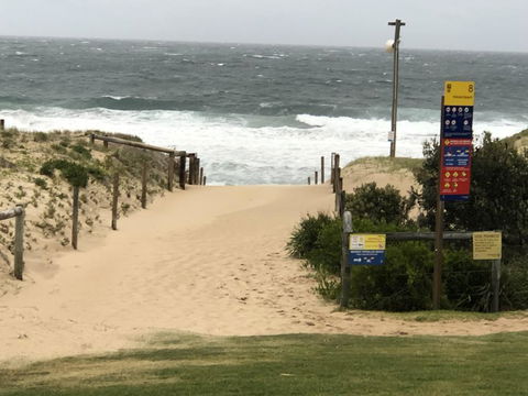 Beachfront Living Cronulla - Accommodation Newcastle 2