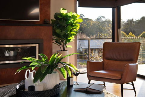 Retreat Lake Daylesford - Free Wifi - Accommodation Newcastle 3
