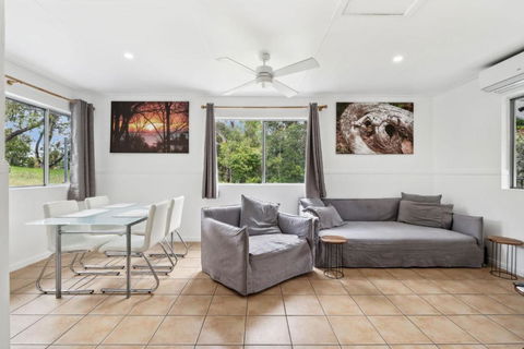 Red Rock Rest - Accommodation Newcastle 1