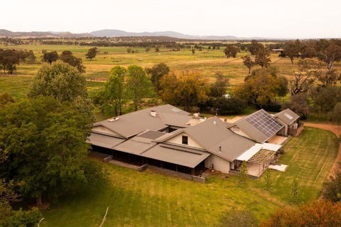 Redbank Estate - Luxury In Scone - Accommodation Newcastle 0