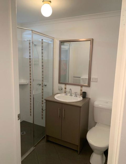 Relax On Bingham - Accommodation Newcastle 3