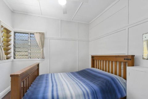 Relax On Rickman - Accommodation Newcastle 3