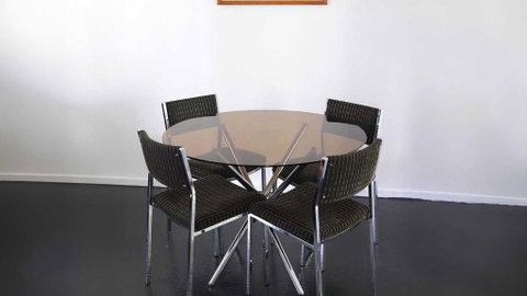 Retro Beach House - Macmasters Beach - Accommodation Newcastle 3
