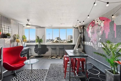 Retro Chic Vibes, Tropical Pool & Prime Location - Accommodation Newcastle 0