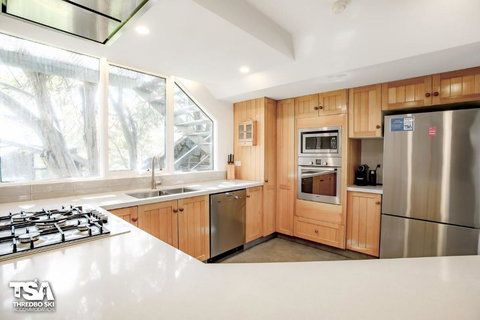 Rileys Run - Accommodation Newcastle 2