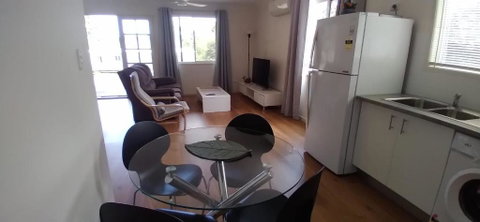 Rising Sun - Accommodation Newcastle 3