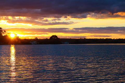 River Devine - Accommodation Newcastle 3