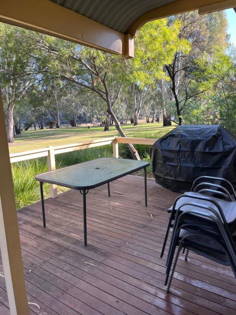 River Frontage Unit Moama - Accommodation Newcastle 2