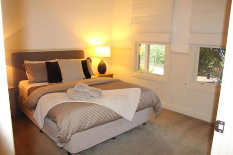 River Rock Cottage Centrally Located And Dog Friendly - Accommodation Newcastle 1