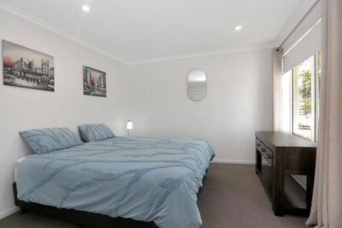 River Tonic - Accommodation Newcastle 3