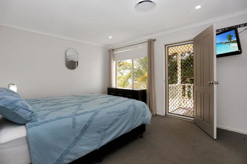 River Tonic - Accommodation Newcastle 2
