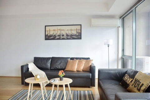 RiverView Spacious 3BR2Bath2Car WifiPoolGym Crown - Accommodation Newcastle 0