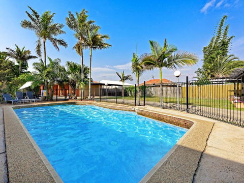 Riviera Motel Bundaberg - Accommodation Newcastle 0
