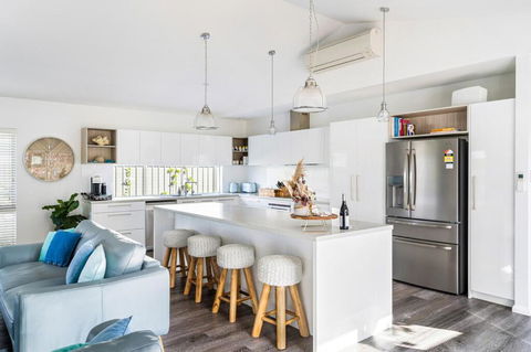 Ryze N Shine I Private Properties - Accommodation Newcastle 3