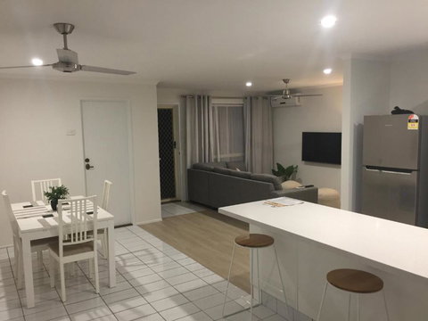 Robin Joy - Accommodation Newcastle 3