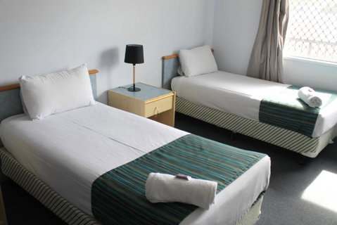 Rocky Glen Hotel Motel Gladstone - Accommodation Newcastle 1