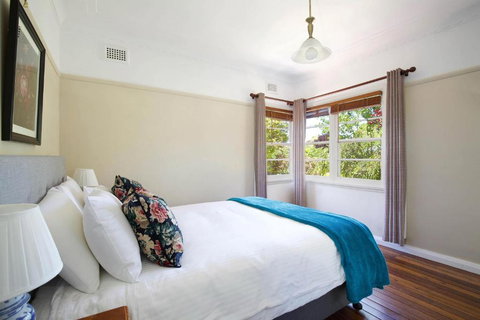 Rodova Cottage - Accommodation Newcastle 3