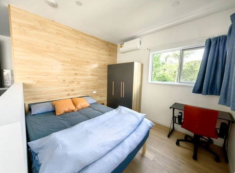 Roger Home - Accommodation Newcastle 0
