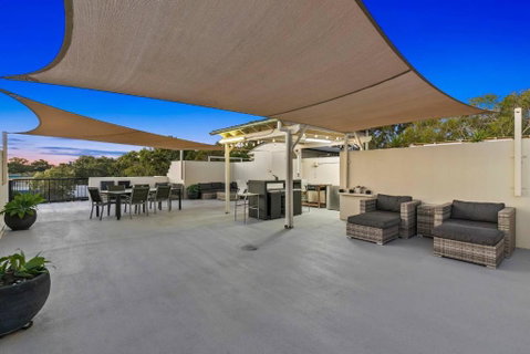 Rooftop Island Sunsets - Accommodation Newcastle 0