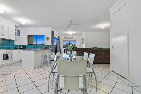 Rooftop Island Sunsets - Accommodation Newcastle 3
