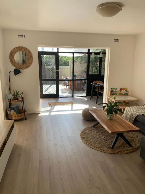 Room For Rent - Accommodation Newcastle 2