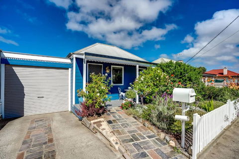 Rose Cottage 3B Hutchinson St Goolwa - Linen Included - Accommodation Newcastle 3