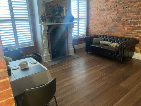 Rose Gold Cottage - Accommodation Newcastle 2