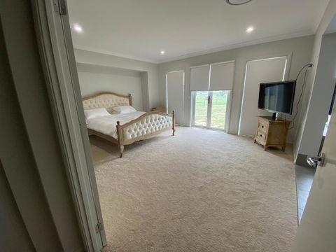 Rosehill Vines - Accommodation Newcastle 1