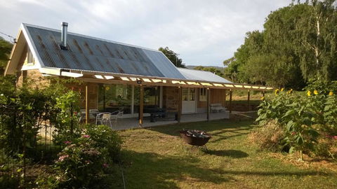 Rosendale Stables - Accommodation Newcastle 0