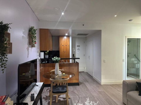 Royal Garden Residence - Accommodation Newcastle 3