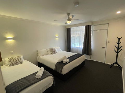 Royal Hotel Motel Scone - Accommodation Newcastle 0