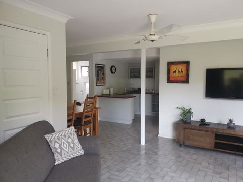 Rural Escape - Accommodation Newcastle 2