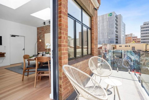 Sanctuary At Saddlers - Where Rustic Meets Refined - Accommodation Newcastle 0