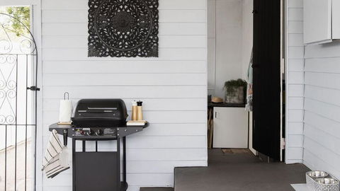 Salamander Sweet Foreshore Drive - Accommodation Newcastle 2