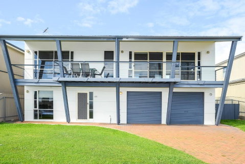 Salt - Aldinga Beach - C21 SouthCoast Holidays - Accommodation Newcastle 0