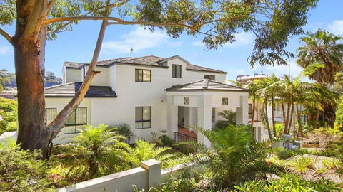 Saltwater Accom Holidays - Accommodation Newcastle 1