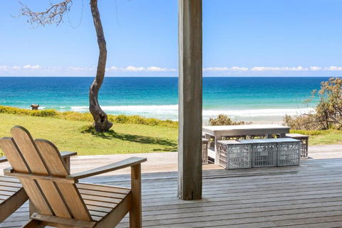 Saltwater Beach House - Accommodation Newcastle 0