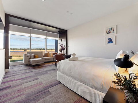Samphire Chalet Tuart - Accommodation Newcastle 3