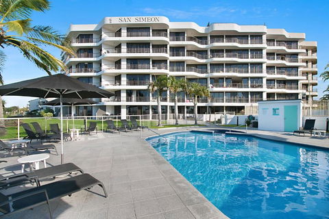 San Simeon 33 - Accommodation Newcastle 3
