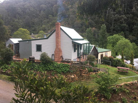 Sancreed Cottage - Accommodation Newcastle 1