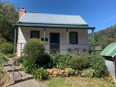 Sancreed Cottage - Accommodation Newcastle 0
