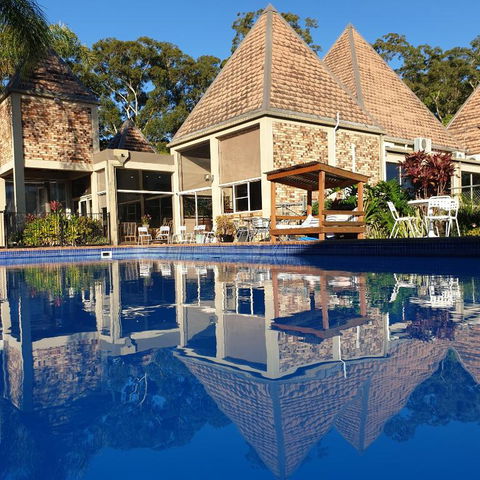 Sanctuary Resort Motor Inn - Accommodation Newcastle 0