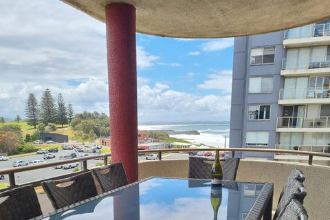 Sandbar Unit 402 - Accommodation Newcastle 1